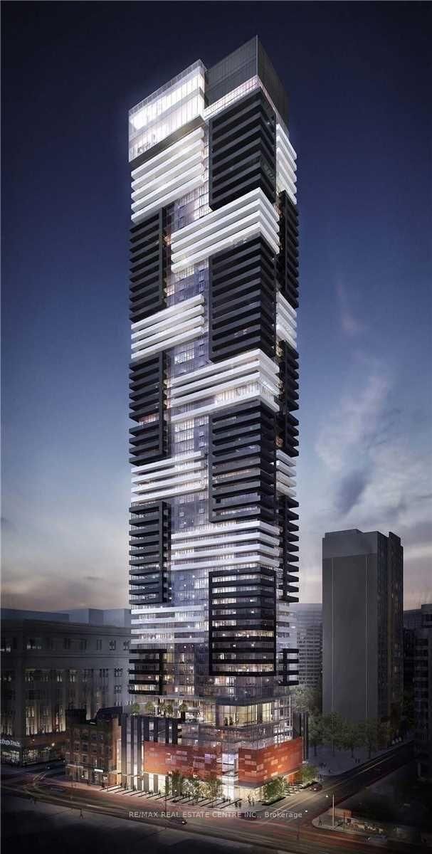 2710 - 7 Grenville Street