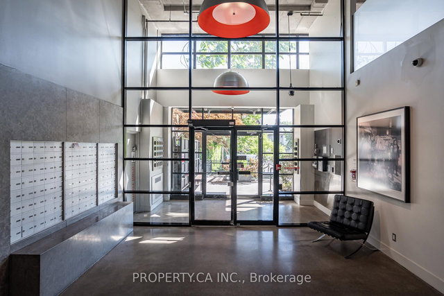 519 - 90 Sumach Street