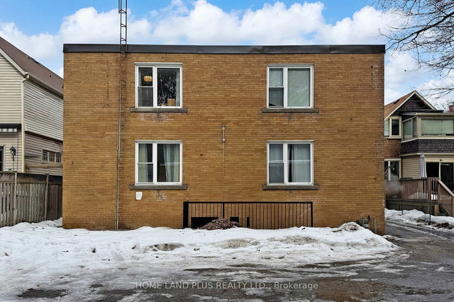 Basement Unit A1 - 619 Merton Street