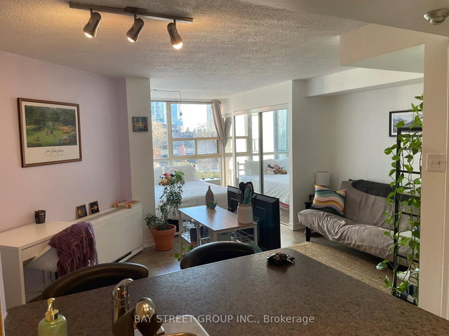 307 - 705 King Street W