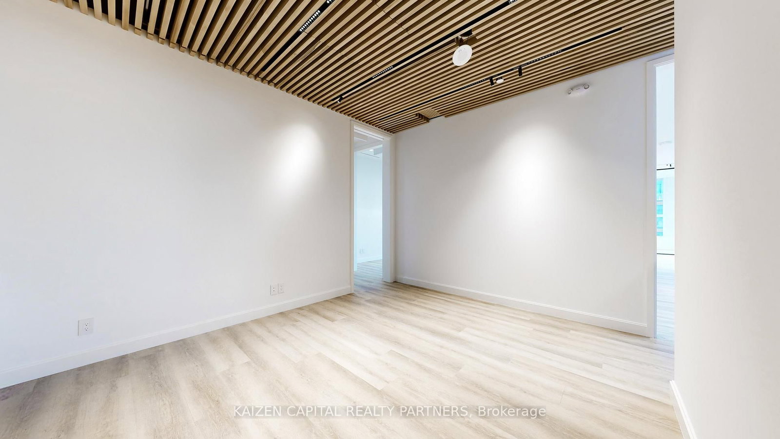 130 Queens Quay E, Unit 821 - Photo 10