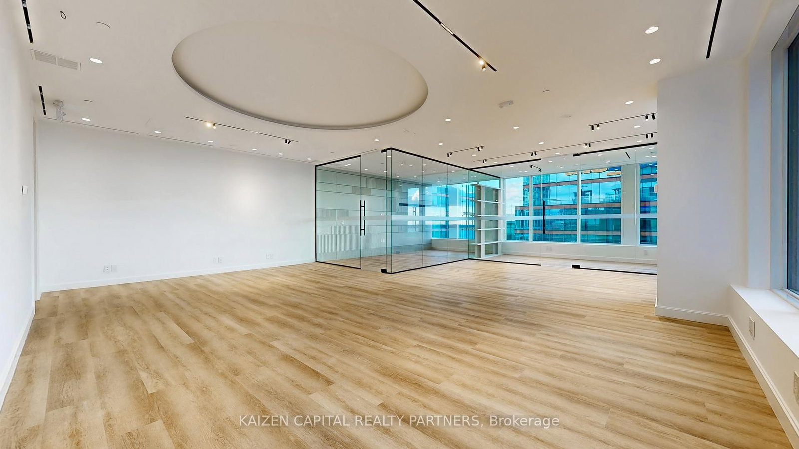 130 Queens Quay E, Unit 821 - Photo 11