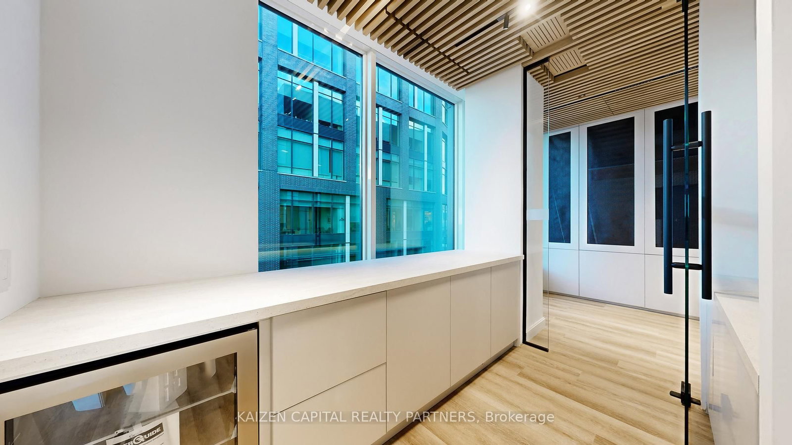 130 Queens Quay E, Unit 821 - Photo 21
