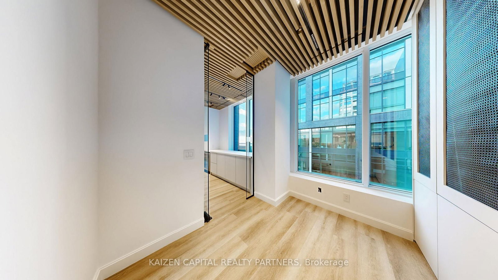 130 Queens Quay E, Unit 821 - Photo 22