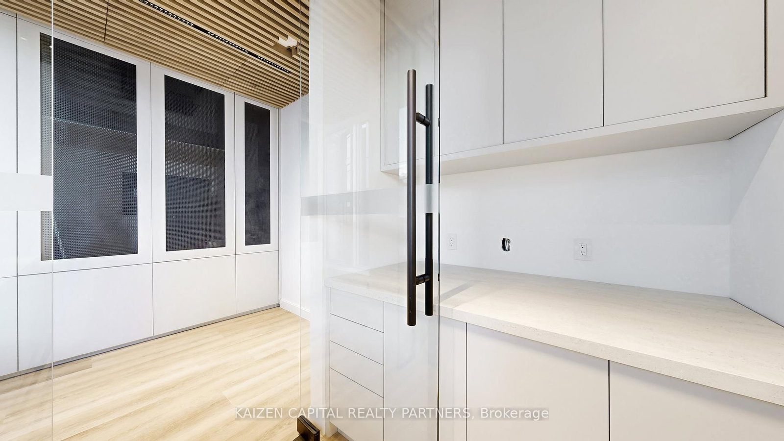 130 Queens Quay E, Unit 821 - Photo 23