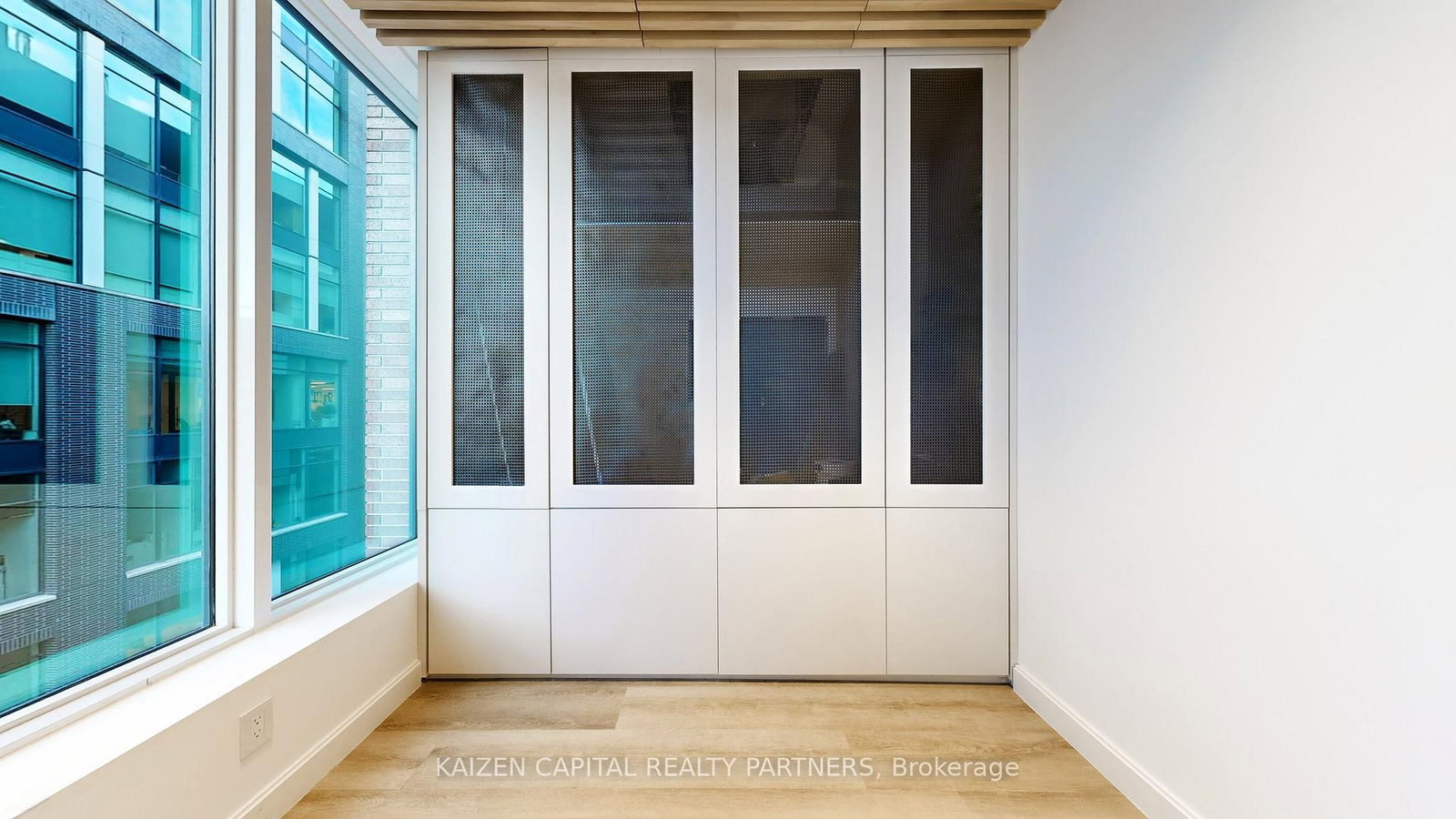 130 Queens Quay E, Unit 821 - Photo 24