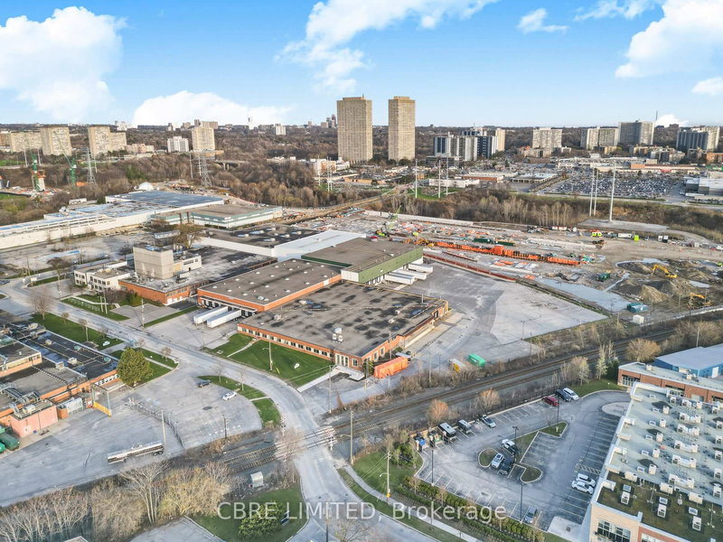 Option 1 - 215 Wicksteed Ave, Toronto, M4G 2C1 | Image 3