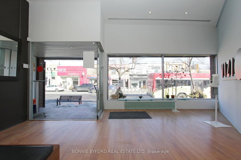 1532 Bayview Ave, Toronto, M4G 3B6 | Image 2