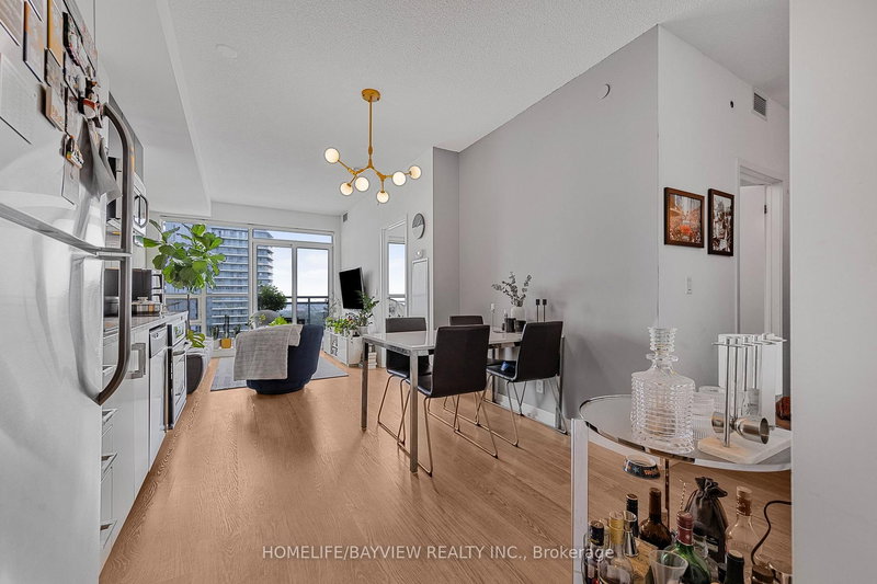 2316 - 98 Lillian St, Toronto, M4S 0A5 | Image 3