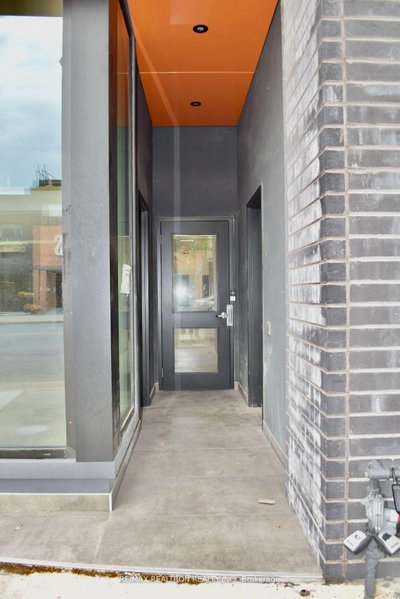 Unit 4 — 3429 Yonge Street — photo 3