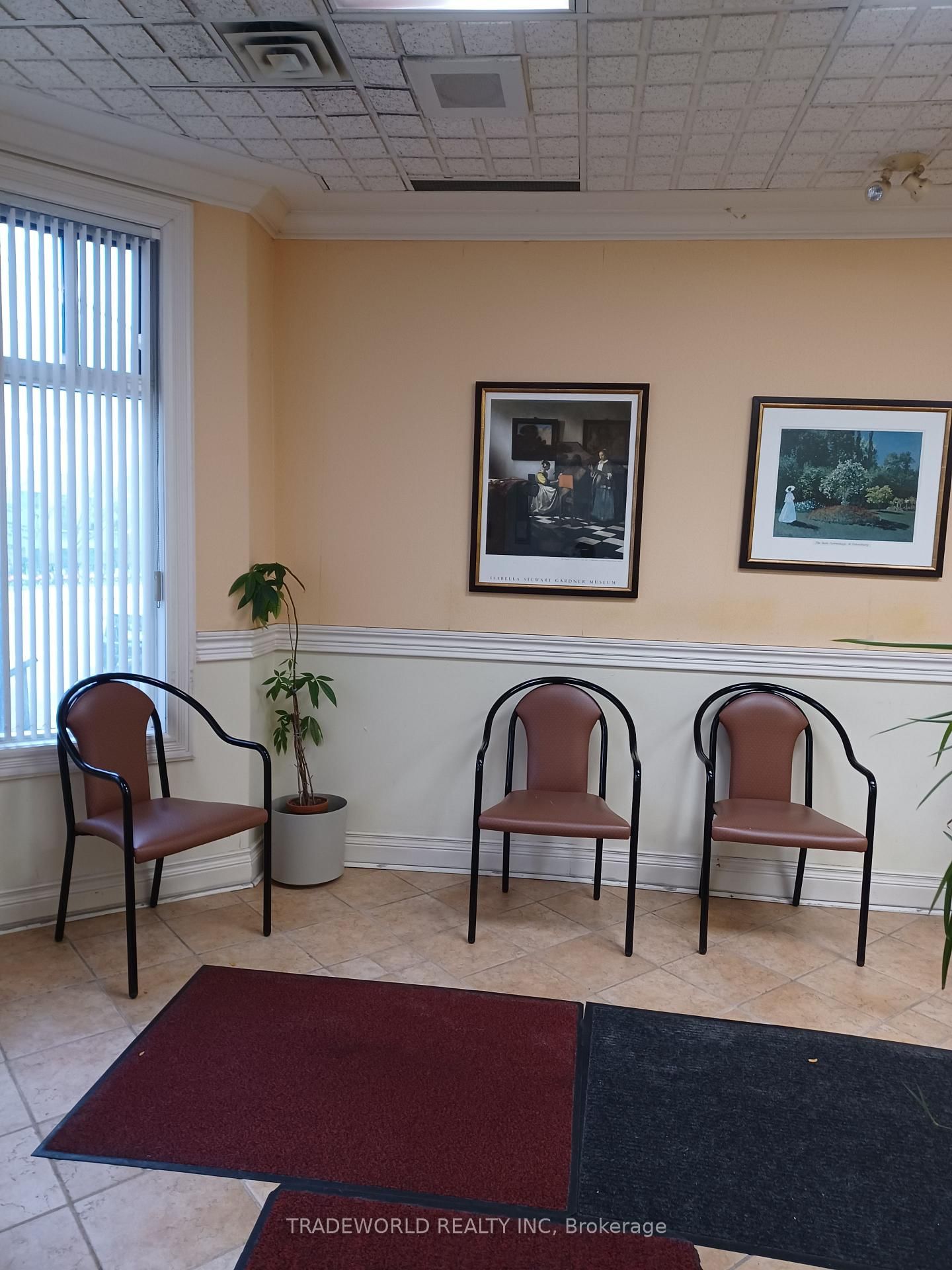 110 Beverley Street - Photo 6