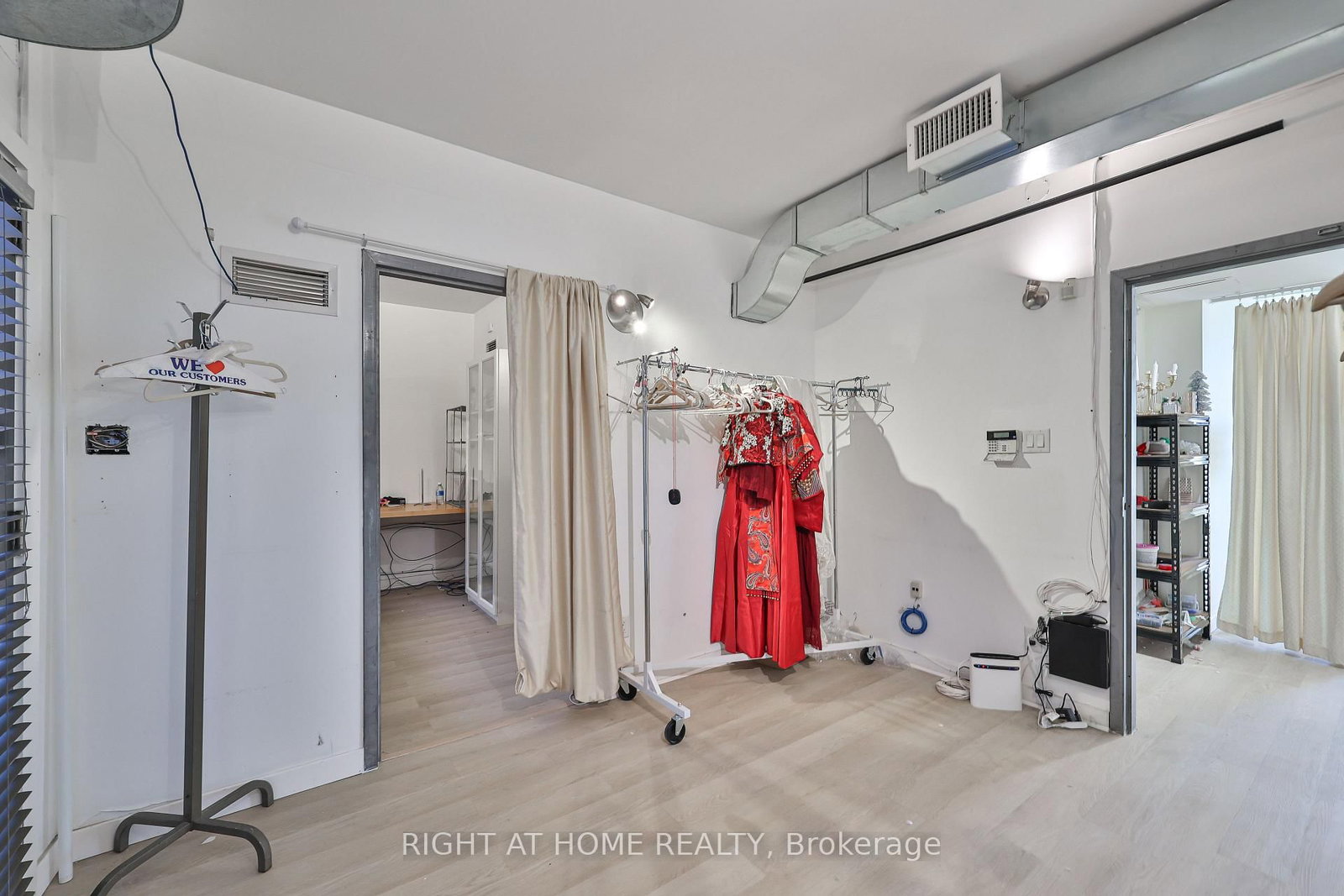 565 Bloor Street W, Unit Second Floor - Photo 13