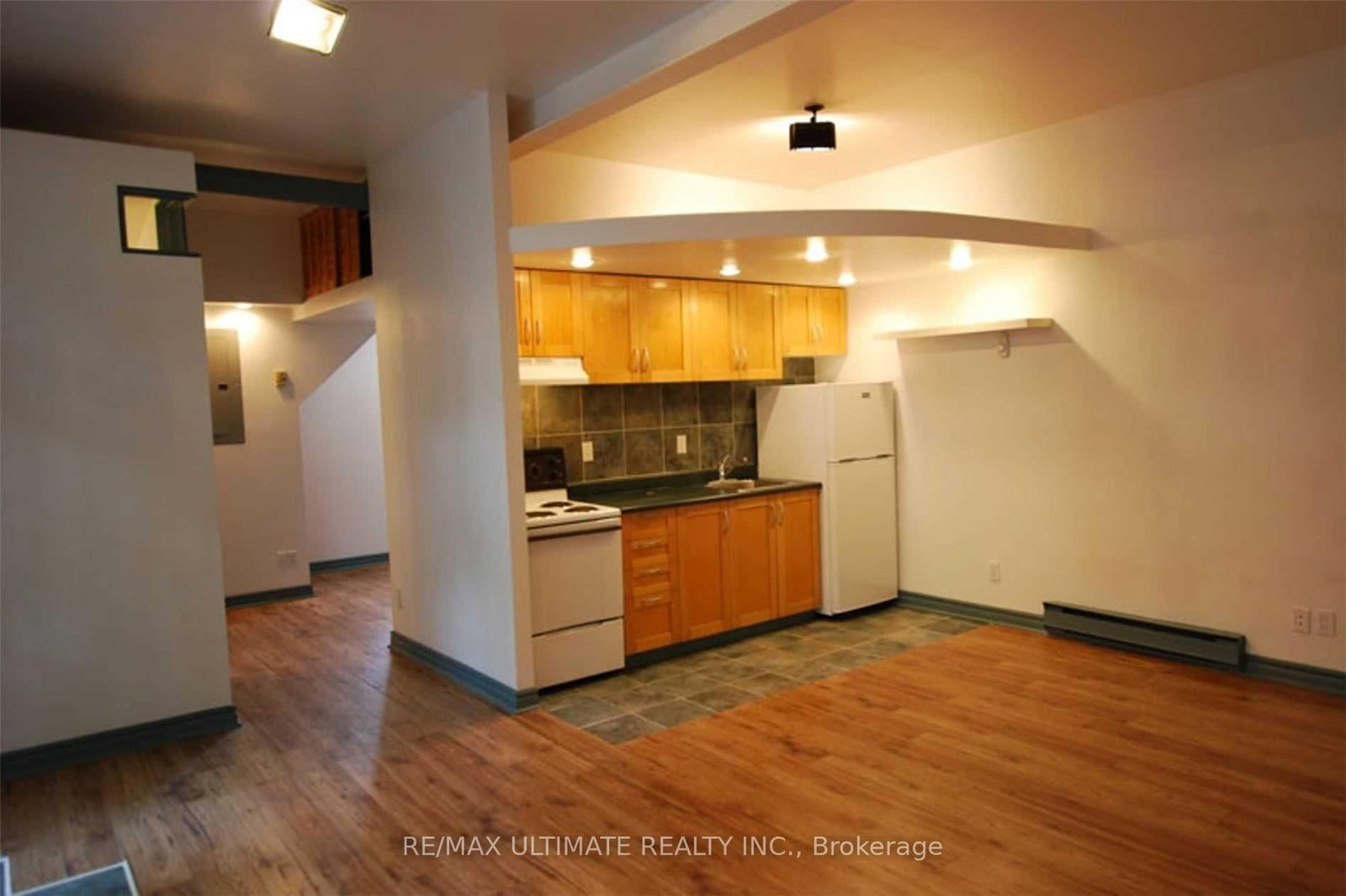 93 Spadina Road • Toronto, ON photo 6