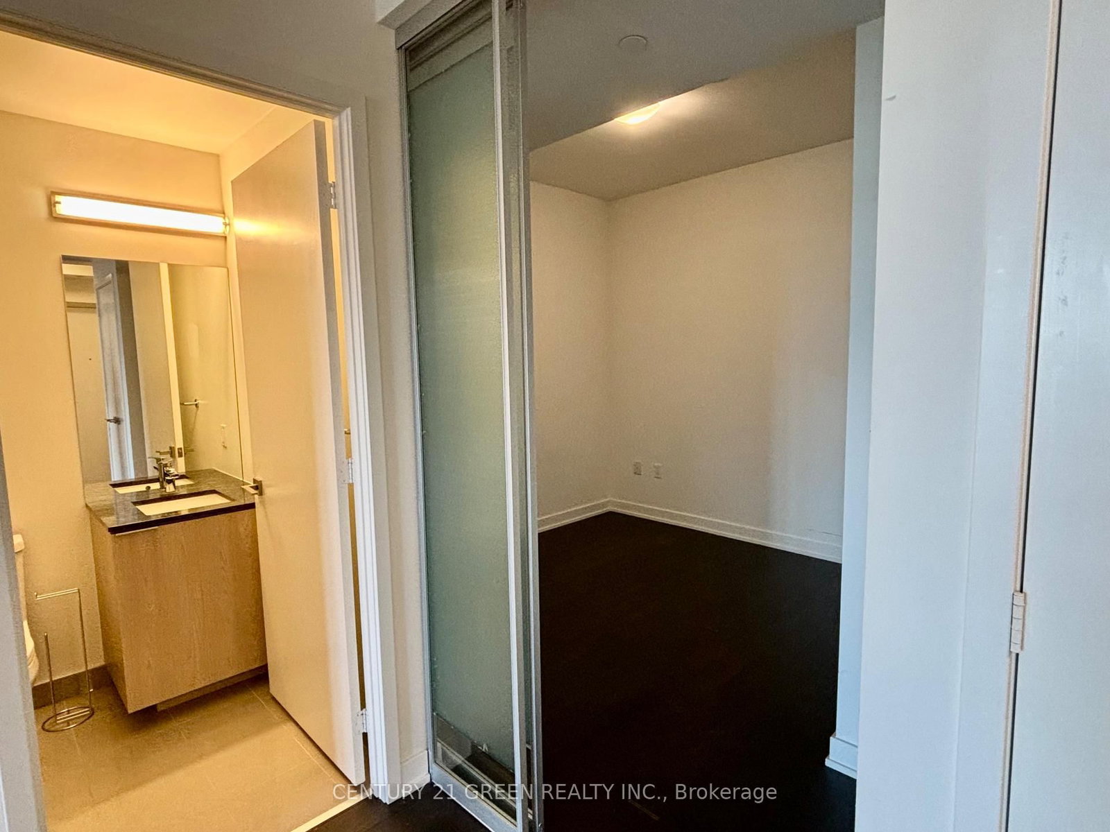 Condo for lease at 2707-50 Ordnance Street, Toronto, Ontario, M6K 0C9 - Niagara - MLS: C12873250