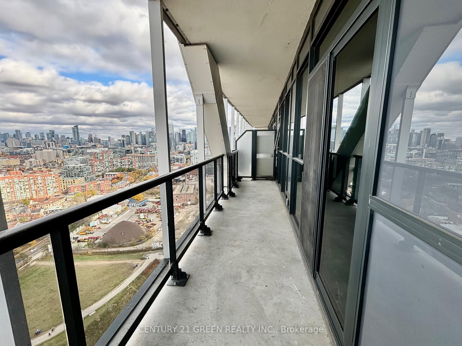 Condo for lease at 2707-50 Ordnance Street, Toronto, Ontario, M6K 0C9 - Niagara - MLS: C12873250
