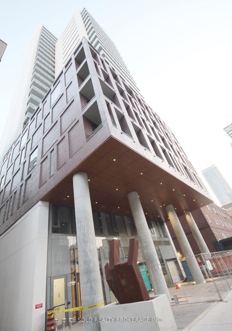 703 - 81 Wellesley St E, Toronto, M4Y 0C5 | Image 2