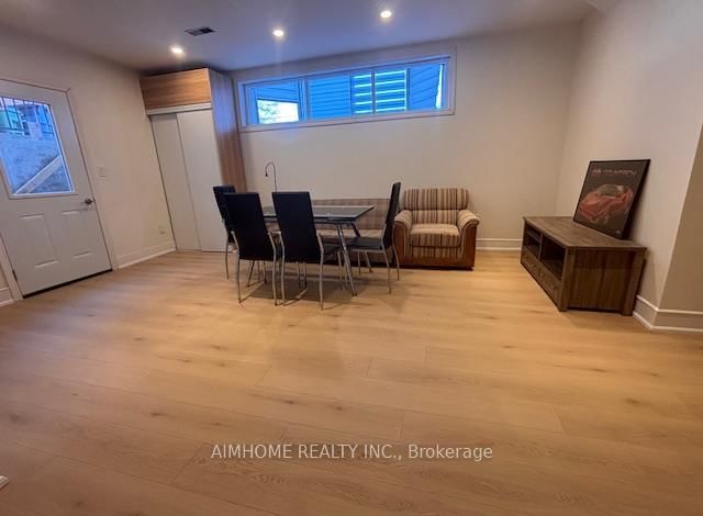 #Lower - 94 Banstock Drive