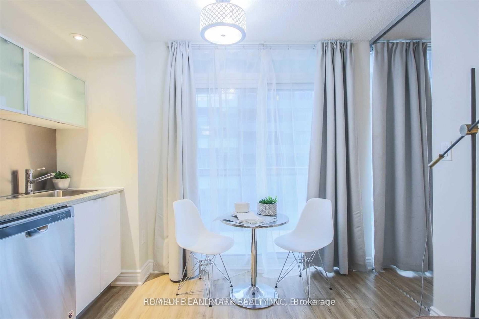 4K Spadina Avenue, Unit 1625 - Photo 5