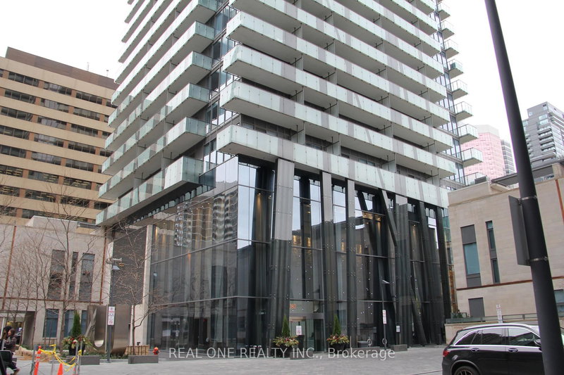 home for lease on 1811-1080 Bay Street