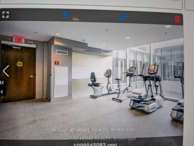 N604 - 455 front Street E