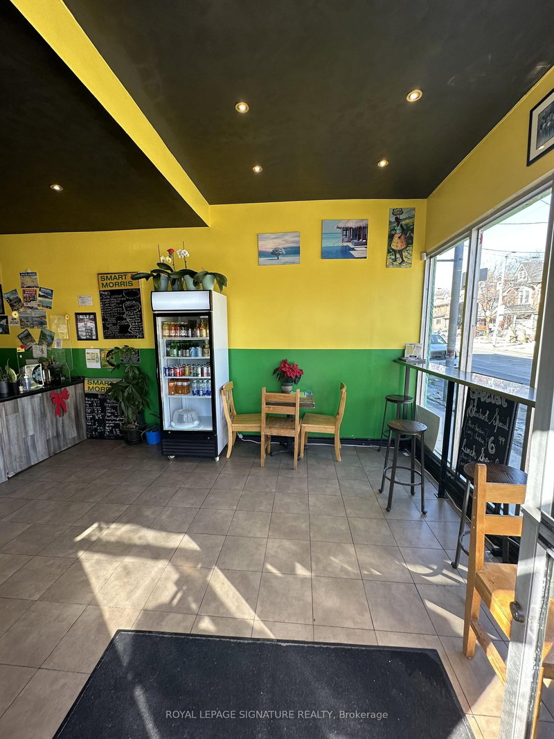 Store Front - 854 Bathurst St, Toronto, M5R 3G2 | Image 2
