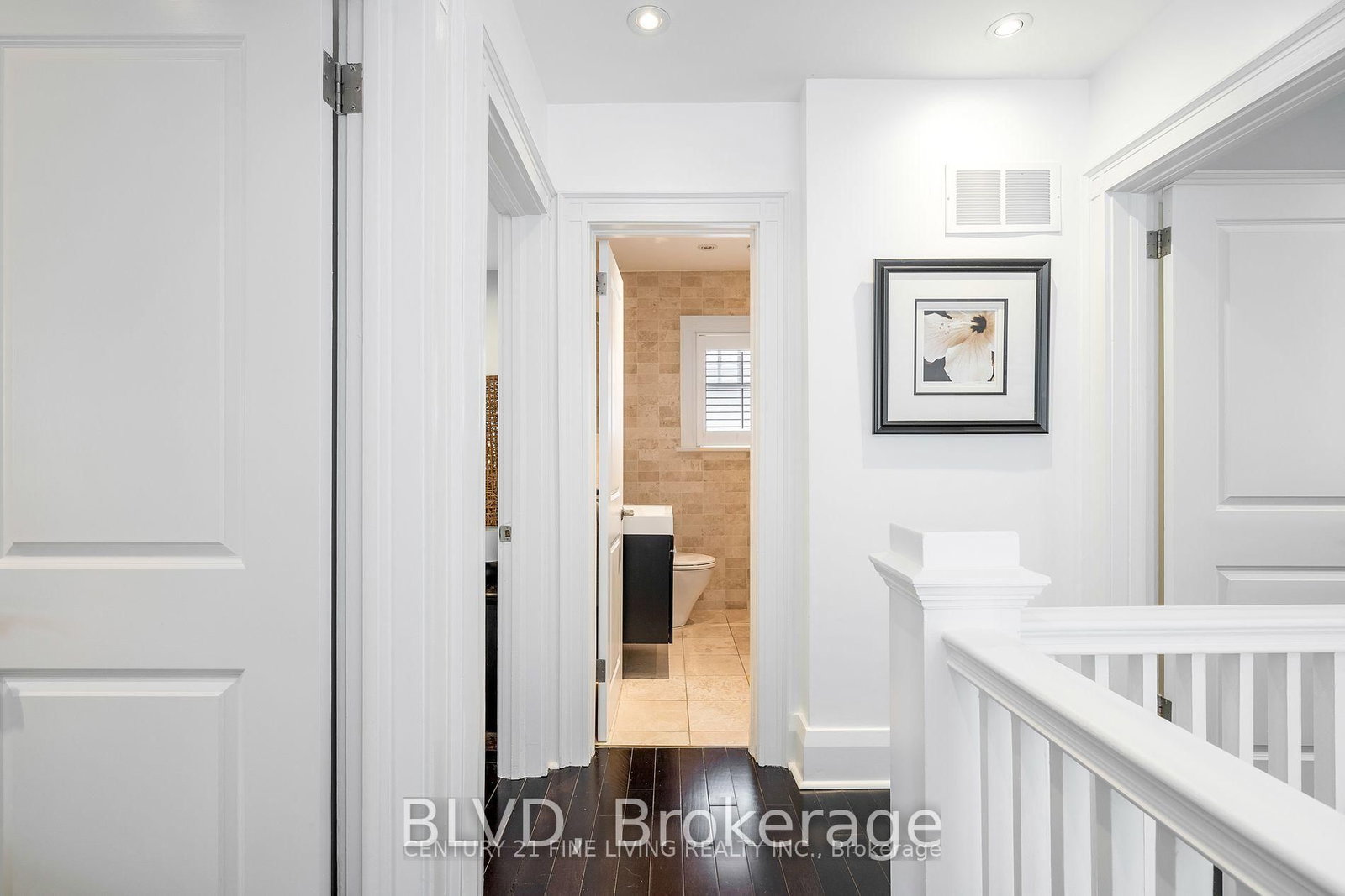 Detached House for lease at 9 Maxwell Avenue, Toronto, Ontario, M5P 2B4 - Yonge-Eglinton - MLS: C12876022