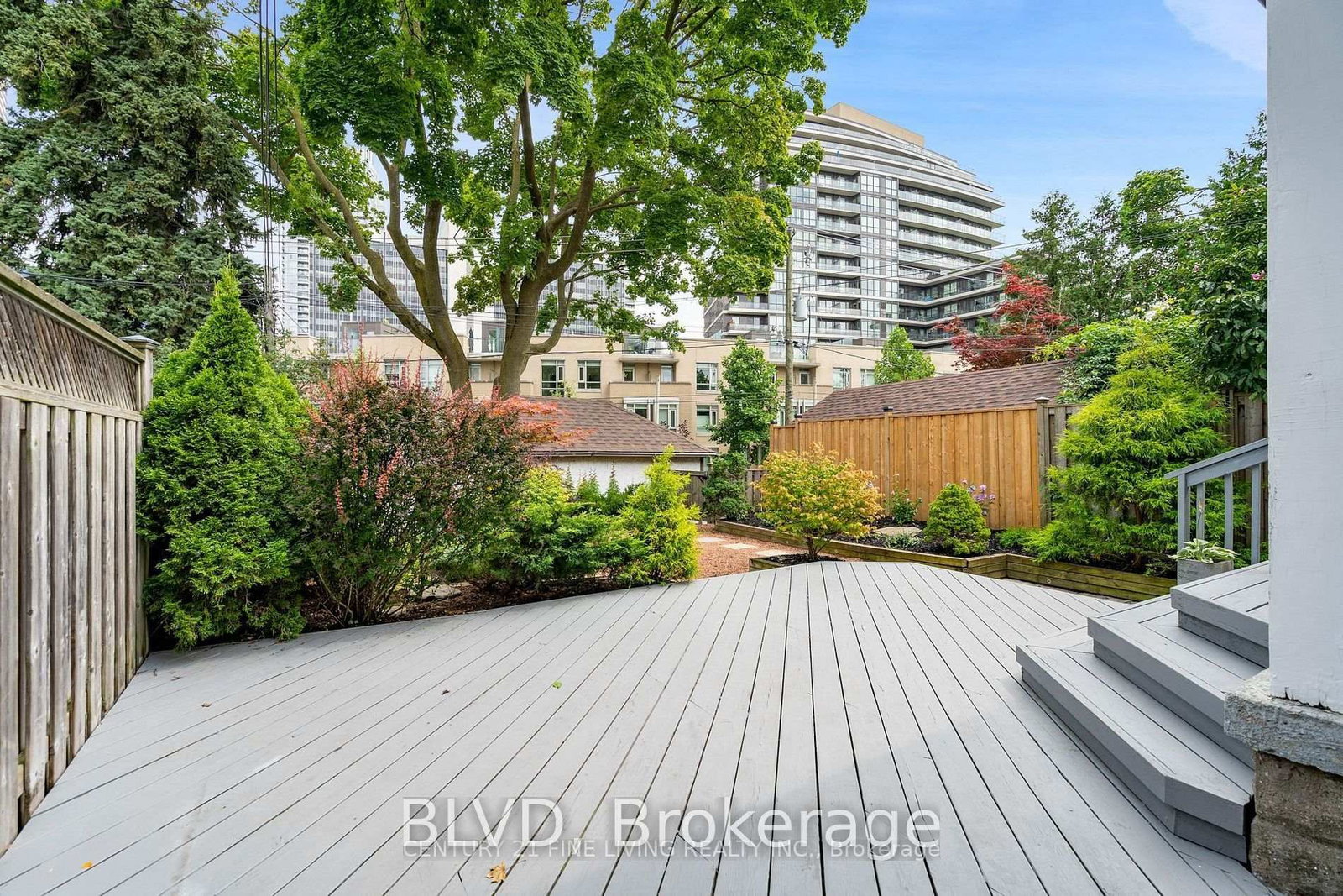 Detached House for lease at 9 Maxwell Avenue, Toronto, Ontario, M5P 2B4 - Yonge-Eglinton - MLS: C12876022