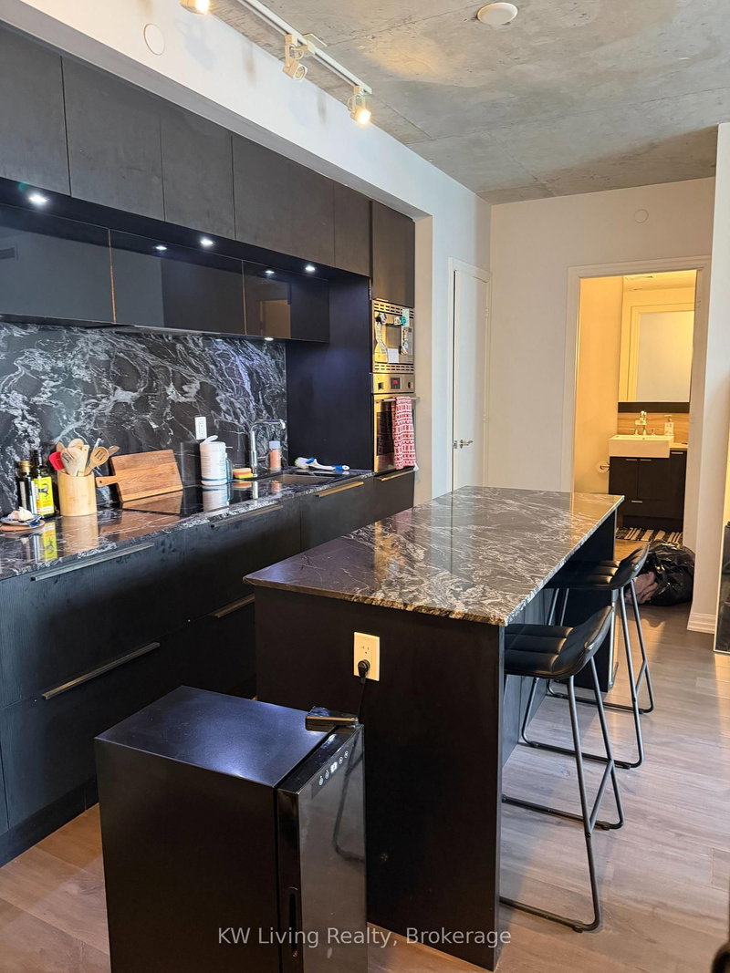 home for lease on 1201-88 Blue Jays Way