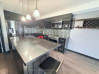 a 3bedroom unit - 2135 Dufferin St | Toronto | Image