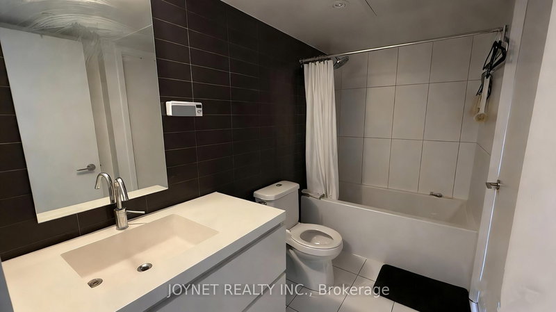 2111 - 75 Queens Wharf Rd, Toronto, M5V 0J8 | Image 3