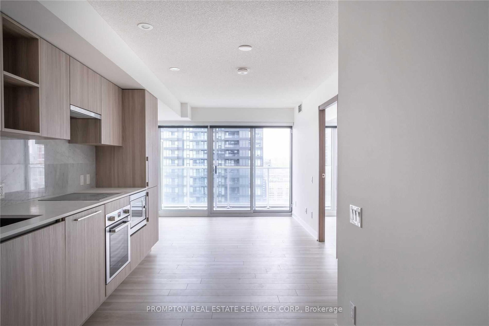 17 Bathurst Street, Unit 2709 - Photo 5