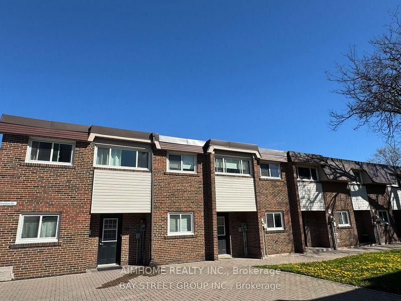 114 - 55 Godstone Rd, Toronto, M2J 3C8 | Image 2