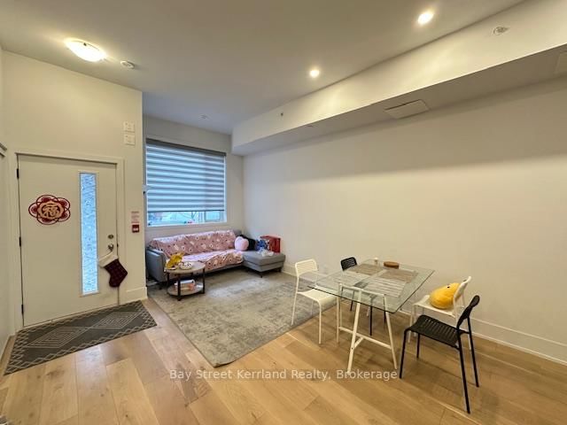 #9- Room A - 165 Pears Ave, Toronto, M5R 0C1 | Image 3