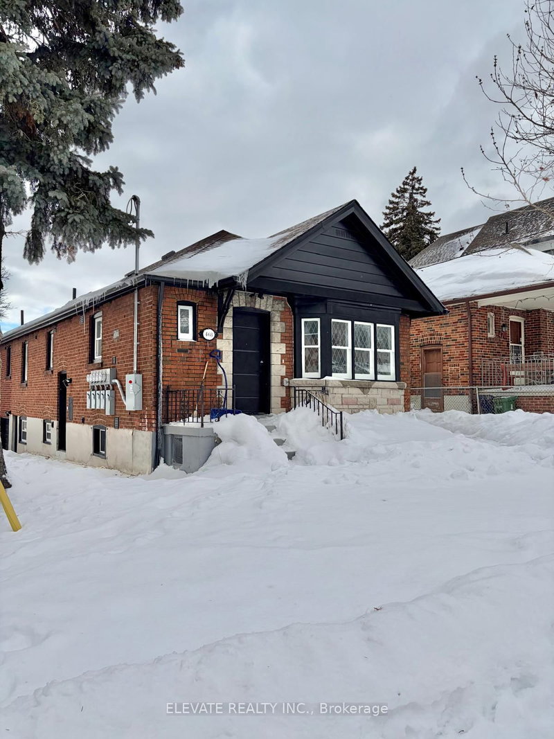 home for lease on Unit # 1-468 Lauder Avenue