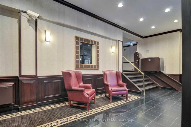 310 - 88 Charles Street E