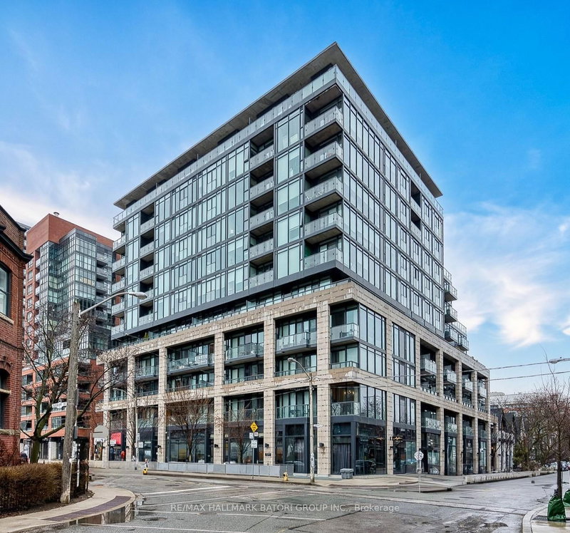 home for lease on 911-8 Dovercourt Road