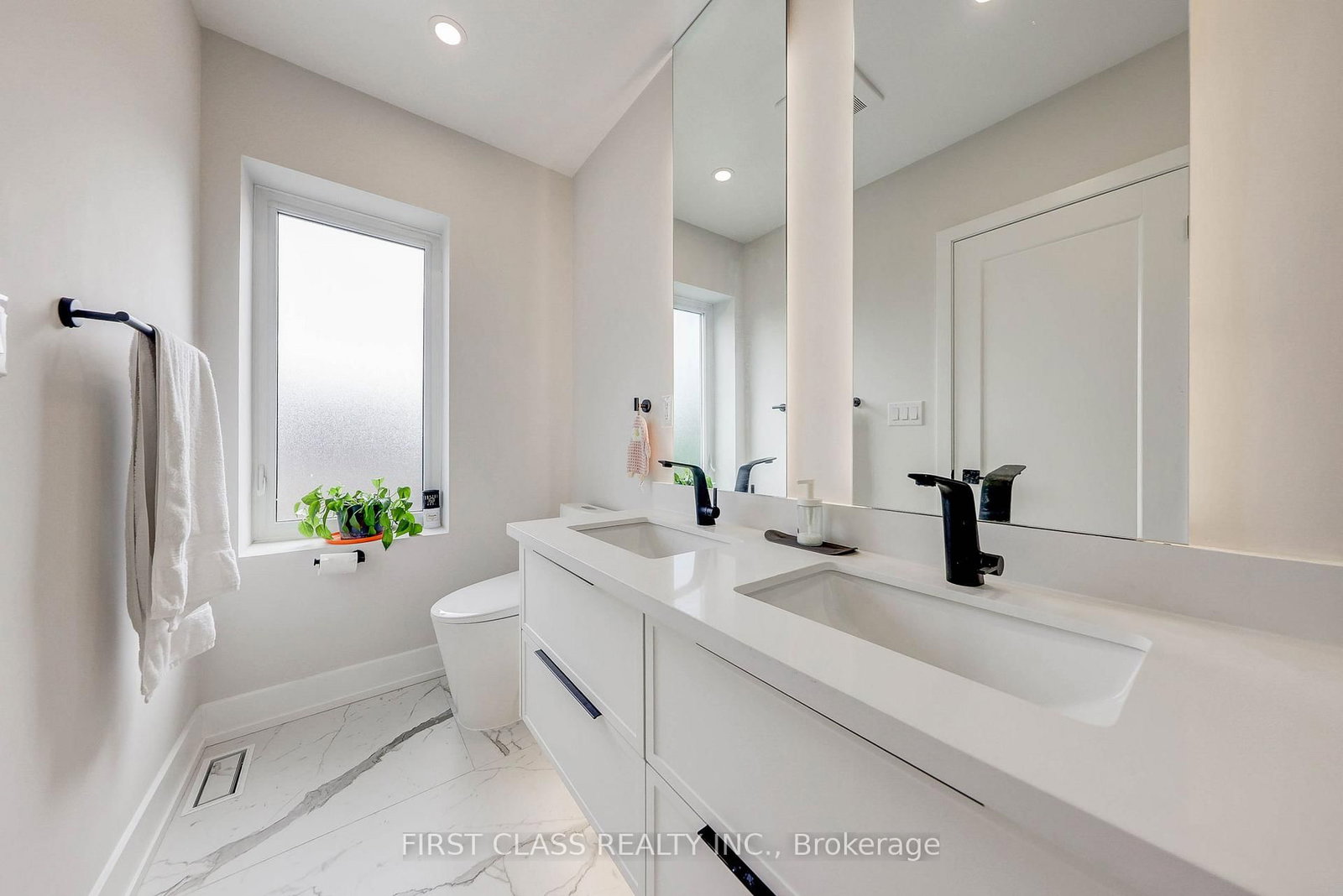 Semi-Detached House for sale at 431 Roxton Road, Toronto, Ontario, M6G 3R5 - Palmerston-Little Italy - MLS: C12880784