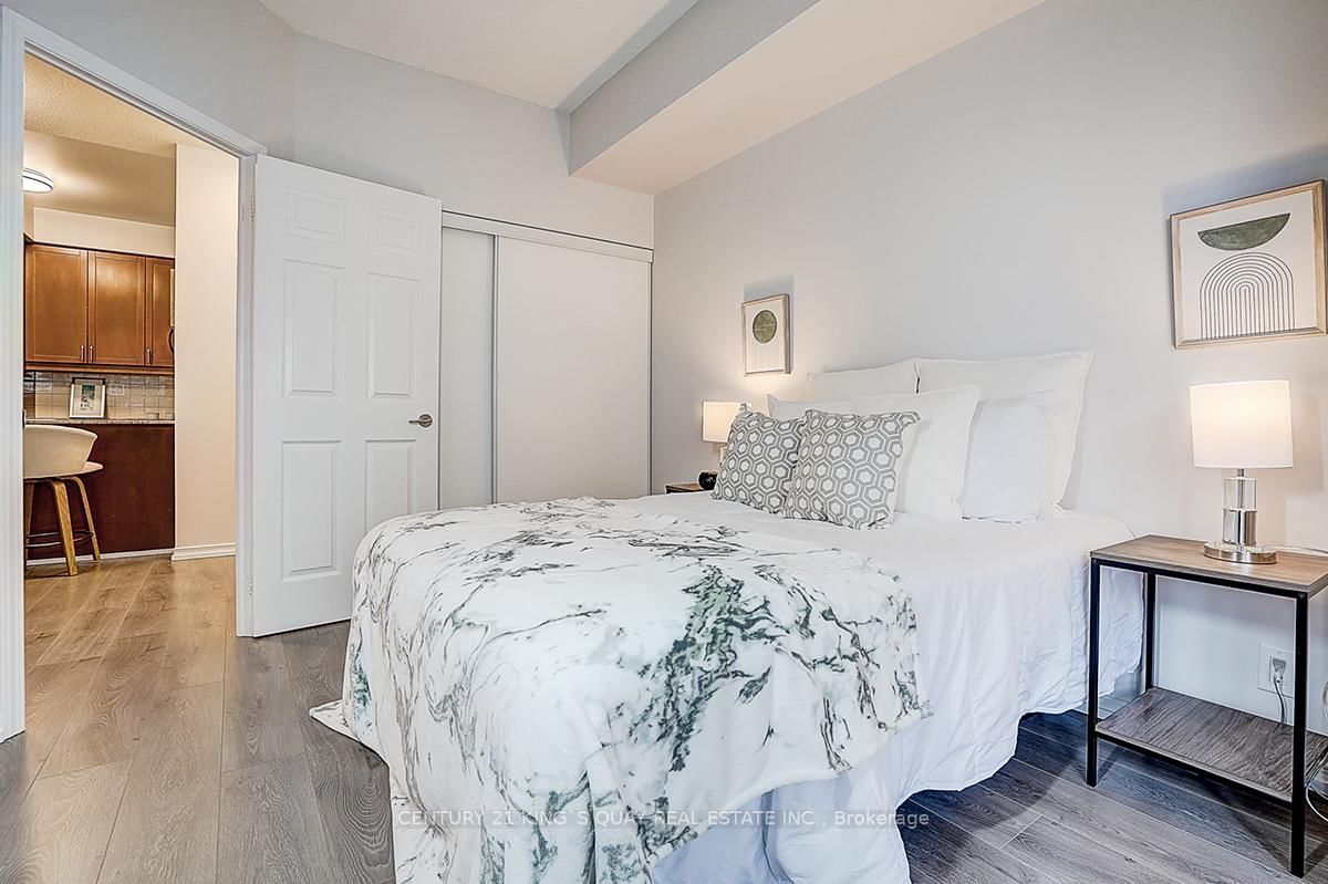 Condo for sale at 301-736 Spadina Avenue, Toronto, Ontario, M5S 2J6 - University - MLS: C12881500