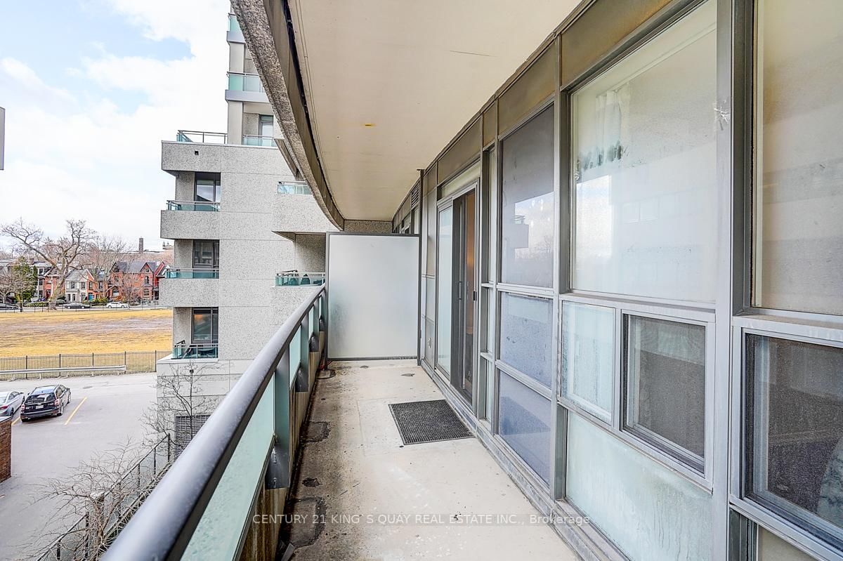 Condo for sale at 301-736 Spadina Avenue, Toronto, Ontario, M5S 2J6 - University - MLS: C12881500
