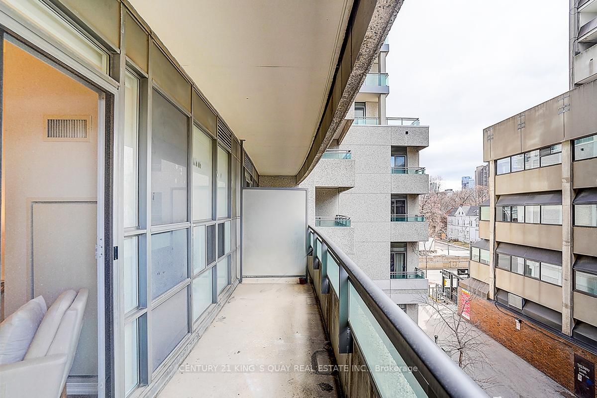 Condo for sale at 301-736 Spadina Avenue, Toronto, Ontario, M5S 2J6 - University - MLS: C12881500
