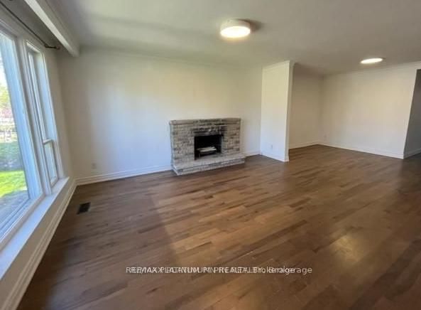 293 Ellerslie Avenue