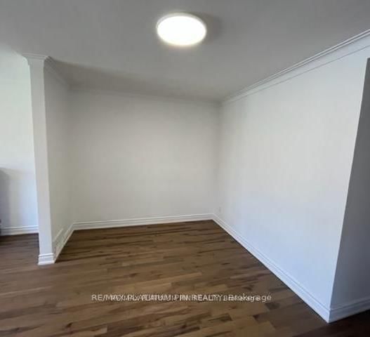 293 Ellerslie Avenue