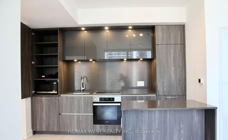 2504 - 15 Mercer St, Toronto, M5V 1H2 | Image 3