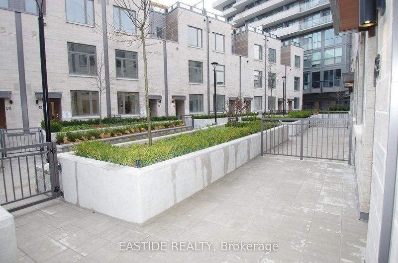 TH 6 - 165 Pears Ave, Toronto, M5R 0C1 | Image 3