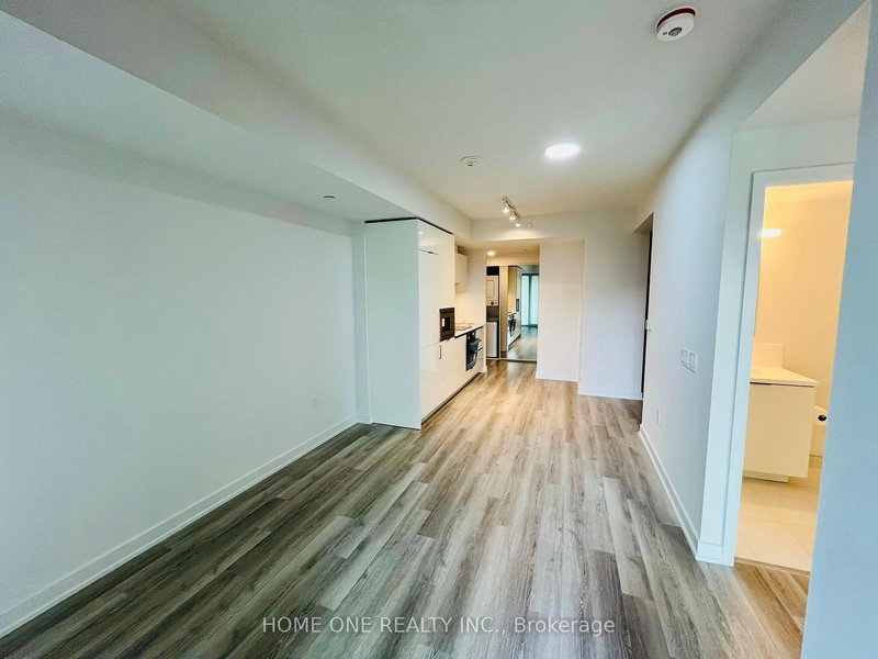 home for lease on 1501-238 Simcoe Street