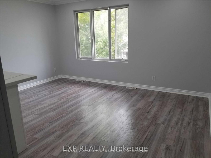 Upper - 33 Mitchell Ave, Toronto, M6J 1C1 | Image 3