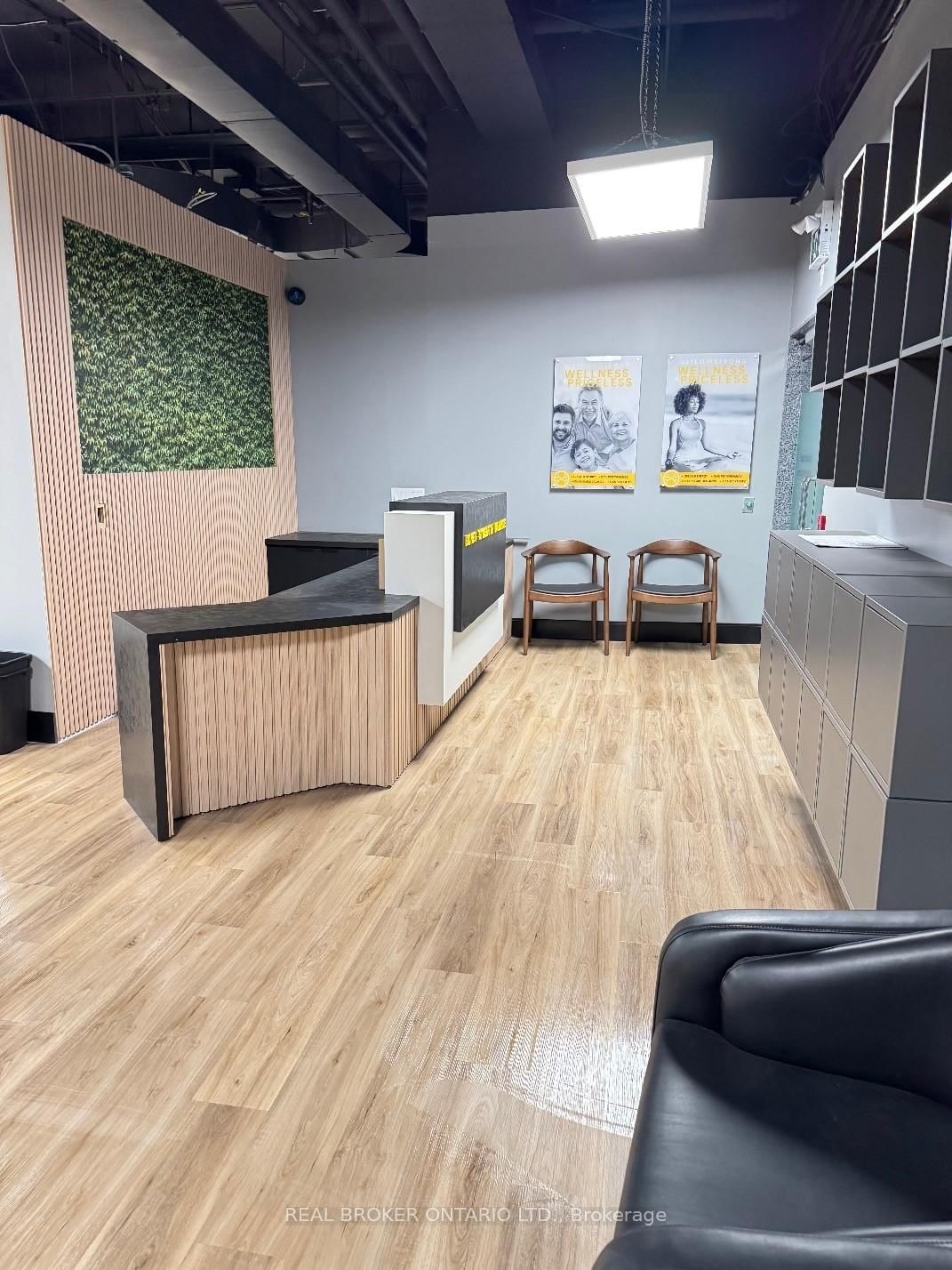 525 University Avenue, Unit R1-2 - Photo 6