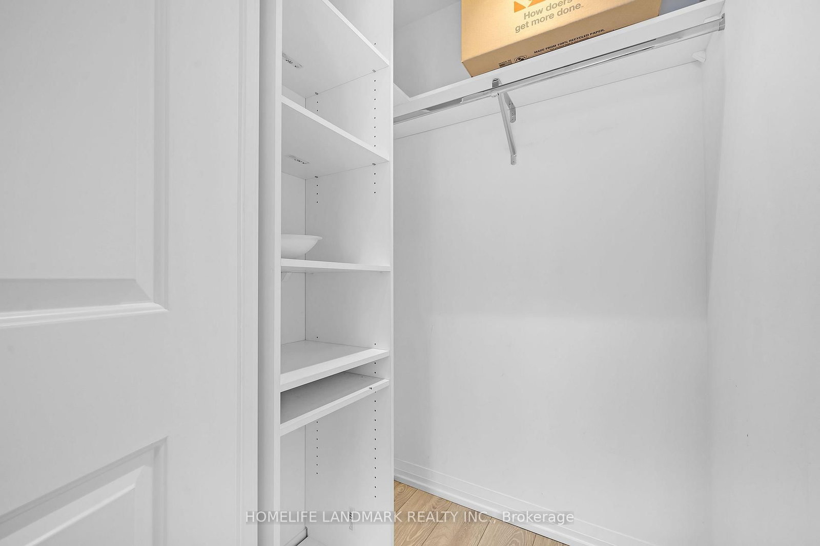 Condo for lease at 270-60 Ann O'reilly Road, Toronto, Ontario, M2J 0C8 - Henry Farm - MLS: C12883294