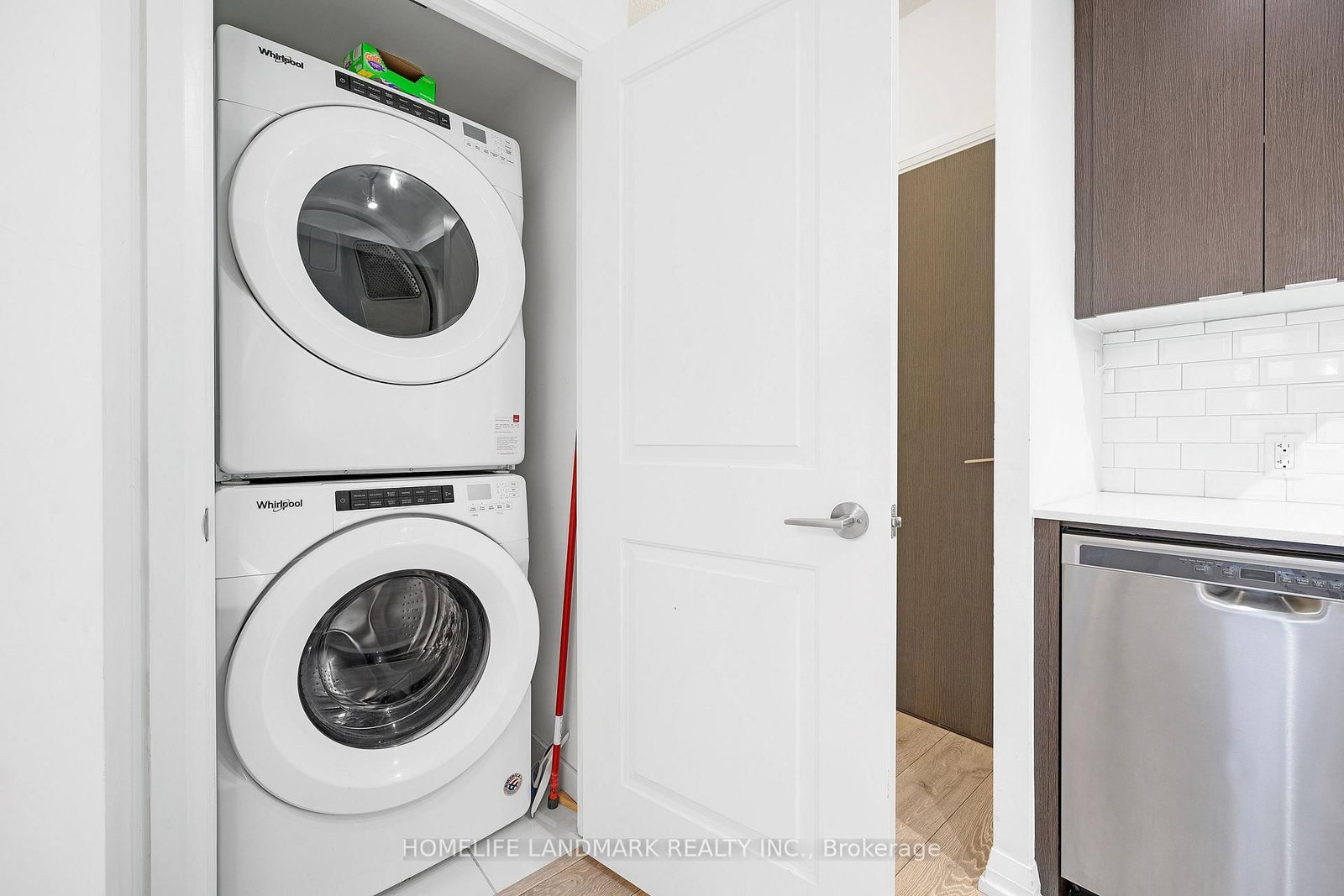 Condo for lease at 270-60 Ann O'reilly Road, Toronto, Ontario, M2J 0C8 - Henry Farm - MLS: C12883294