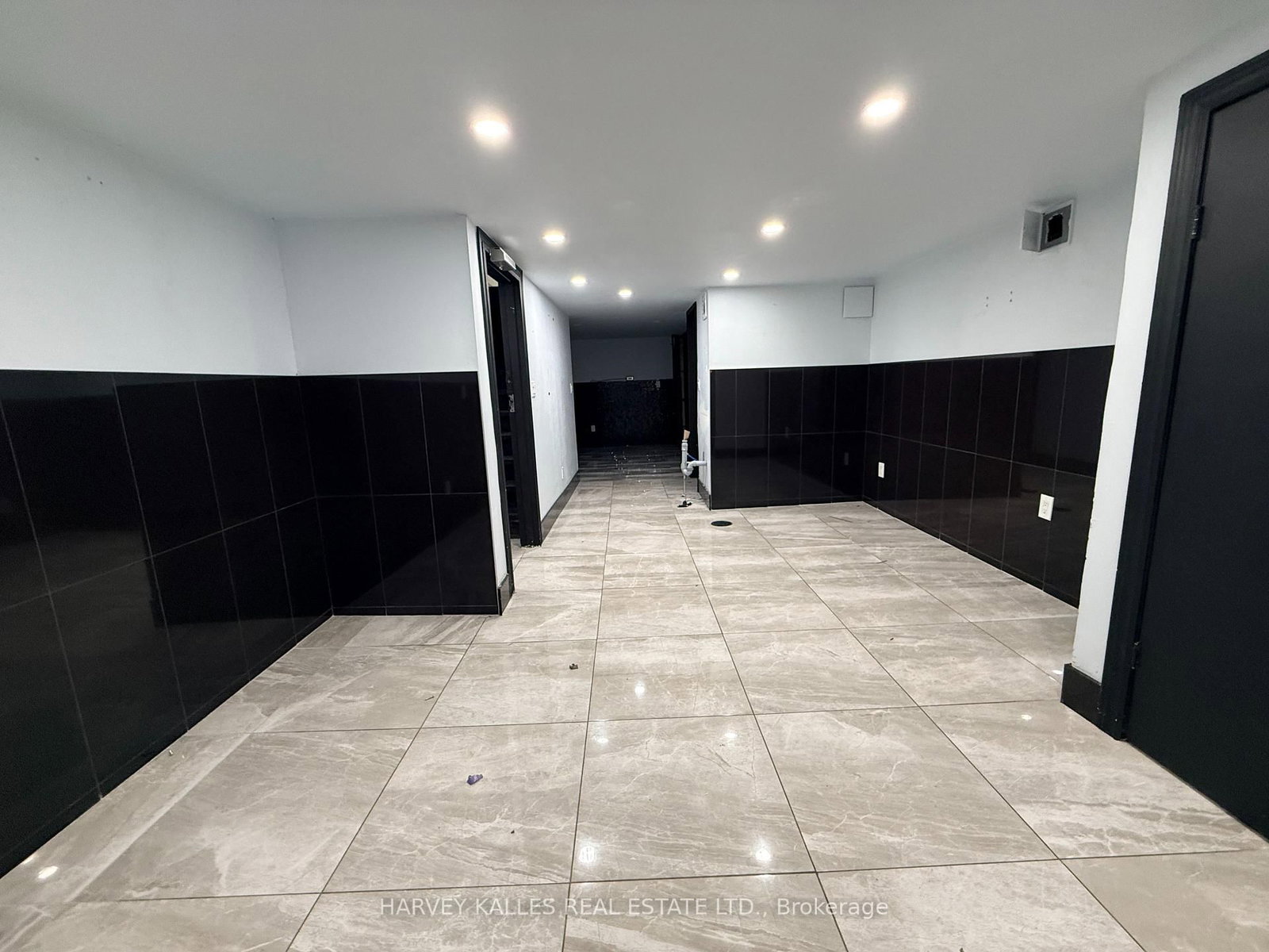 872 Dundas Street W - Photo 12